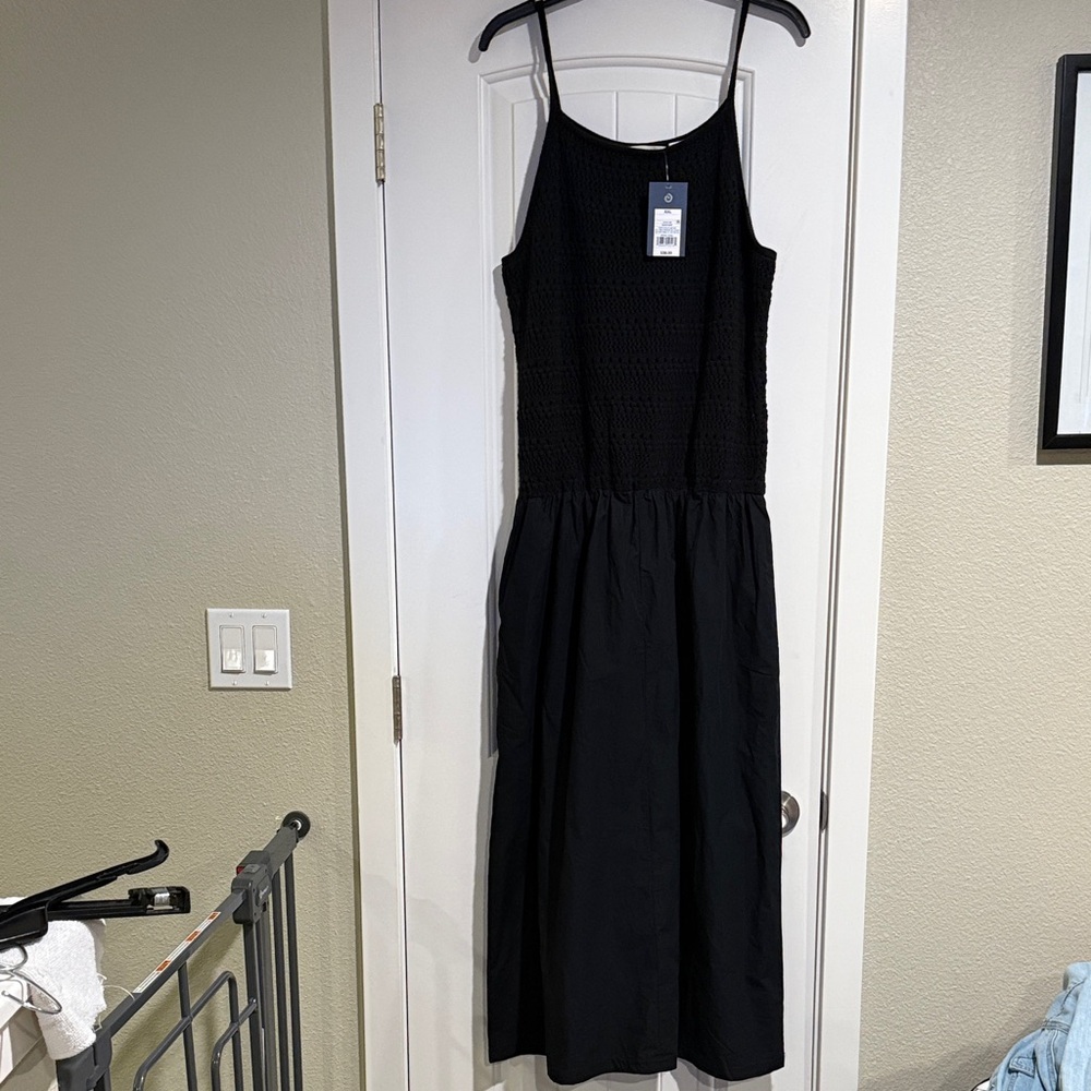 Elegant Black Maxi Dress